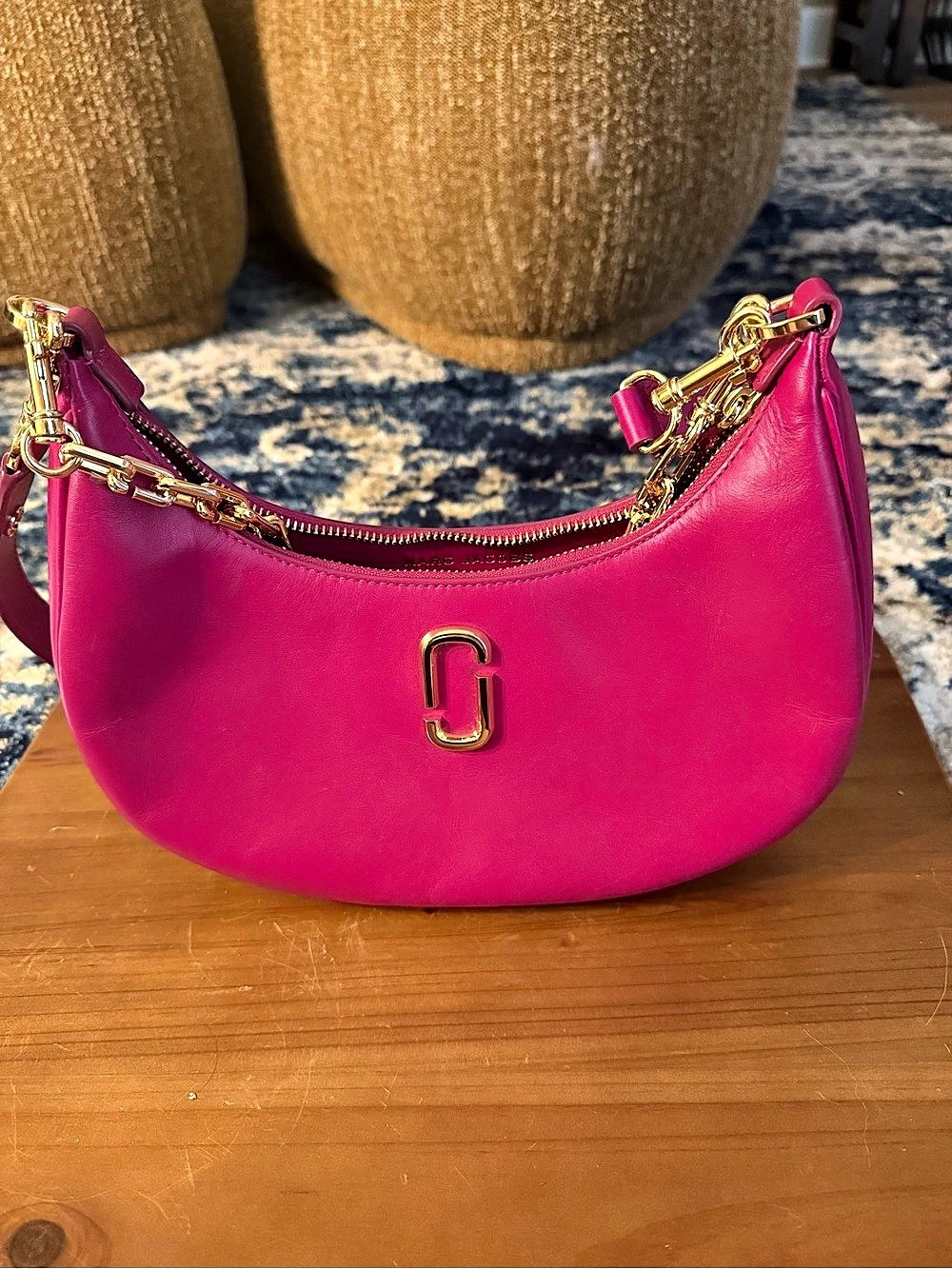 Marc Jacobs The J Marc Curve Leather Shoulder Bag Pink